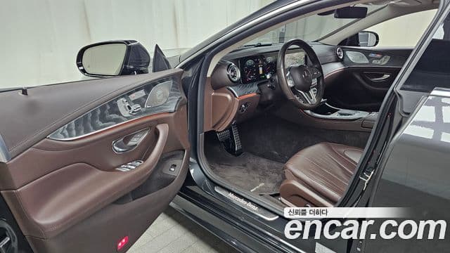 Mercedes-Benz CLS-Class 2021 — фото 10 из 20