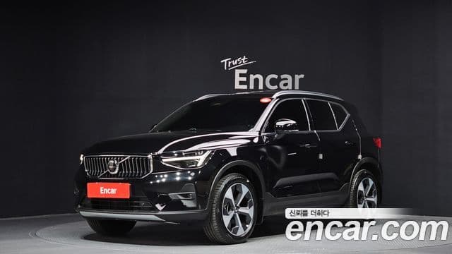 Volvo XC40 2024 — Şəkil 1/20