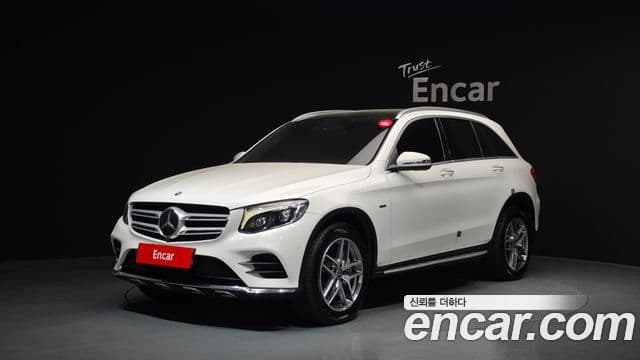 Mercedes-Benz GLC-Class 2018 — ფოტო 1/20