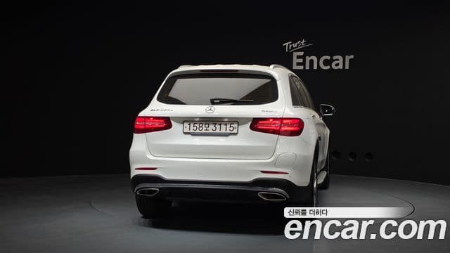Mercedes-Benz GLC-Class 2018 — ფოტო 4/20
