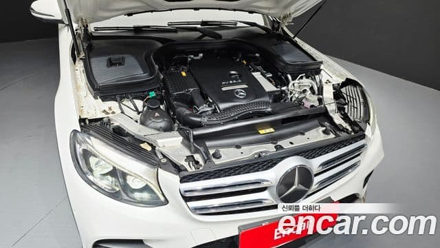 Mercedes-Benz GLC-Class 2018 — ფოტო 6/20