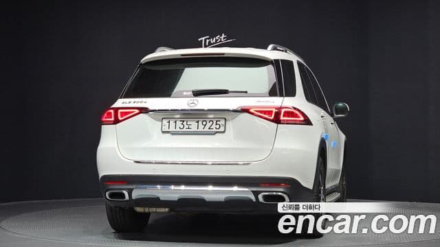 Mercedes-Benz GLE-Class 2019 — Şəkil 4/20