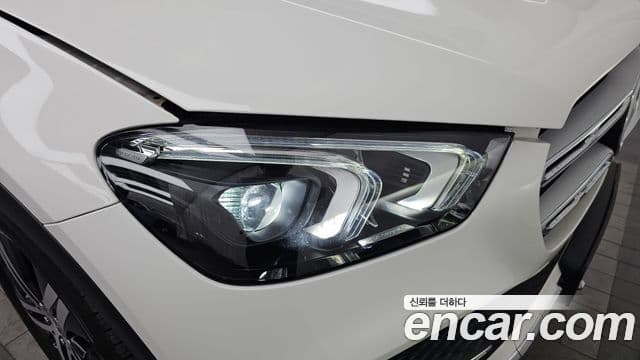 Mercedes-Benz GLE-Class 2019 — Photo 22/31