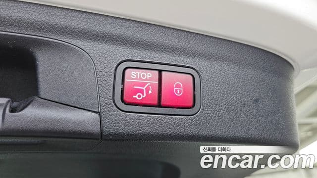 Mercedes-Benz GLE-Class 2019 — Photo 7/31