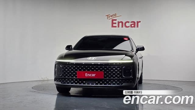 Hyundai Grandeur 2023 — ფოტო 2/20