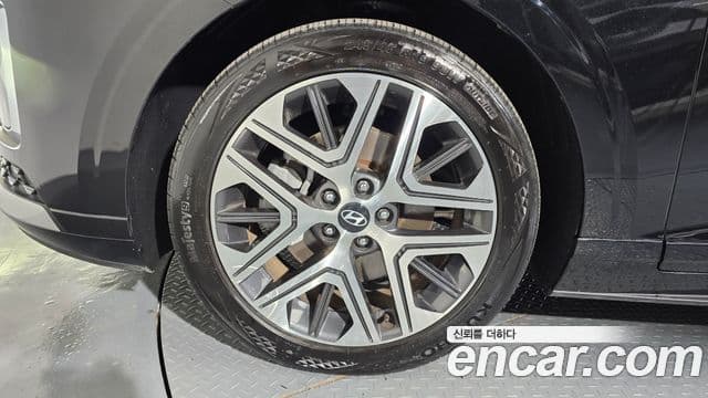 Hyundai Grandeur 2023 — ფოტო 4/20