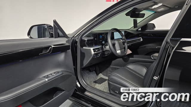Hyundai Grandeur 2023 — ფოტო 9/20