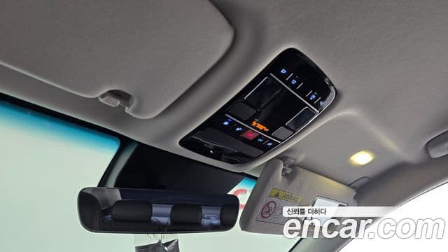 Hyundai Grandeur 2023 — ფოტო 18/20