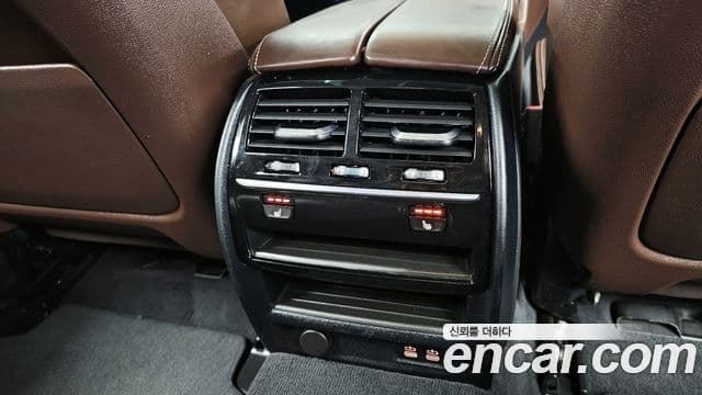 BMW 5 Series 2020 — ფოტო 19/20