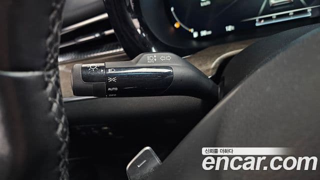 Kia K5 2020 — ფოტო 19/20