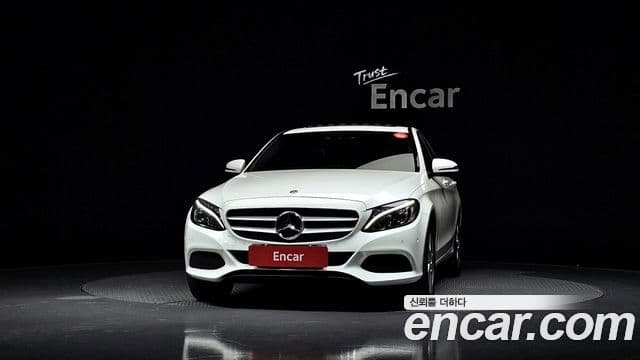 Mercedes-Benz C-Class 2018 — ფოტო 3/20