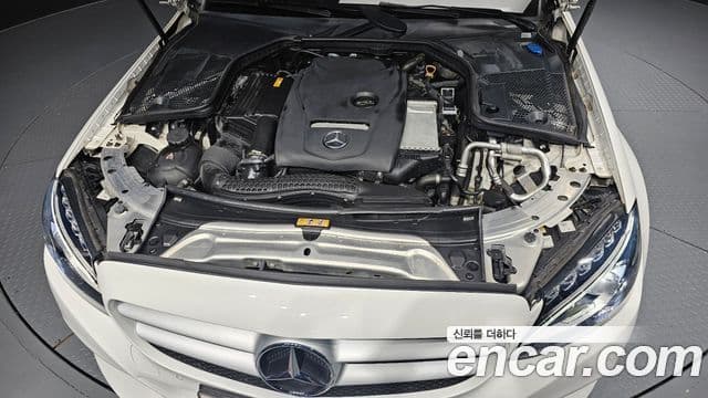 Mercedes-Benz C-Class 2018 — ფოტო 6/20
