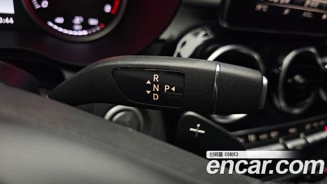 Mercedes-Benz C-Class 2018 — ფოტო 9/20