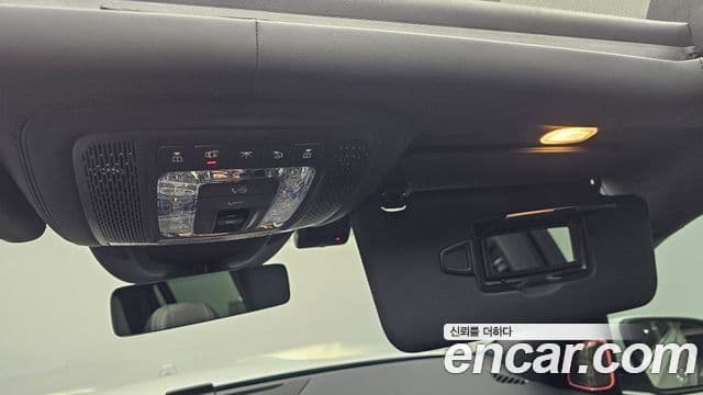 Mercedes-Benz GLS-Class 2025 — ფოტო 15/20