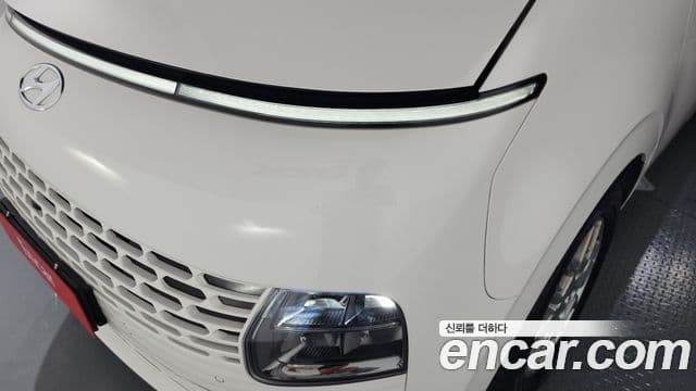 Hyundai Staria 2023 — ფოტო 23/36