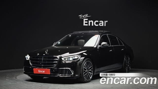 Mercedes-Benz S-Class 2021 — Photo 8/20