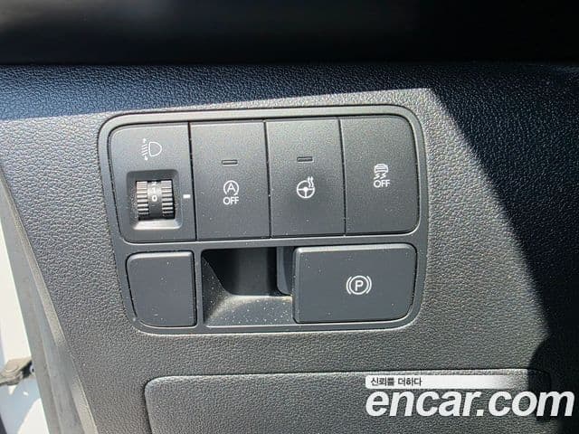 Hyundai Staria 2023 — Şəkil 10/20