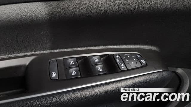 Renault Samsung QM6 2022 — ფოტო 12/32