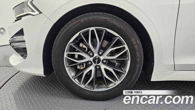 Kia K5 2022 — фото 5 из 20