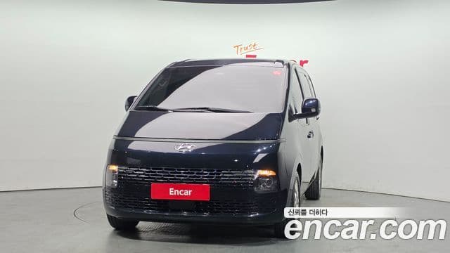 Hyundai Staria 2023 — Şəkil 3/20