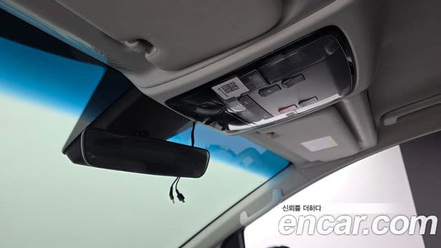 Hyundai Staria 2023 — Şəkil 16/20
