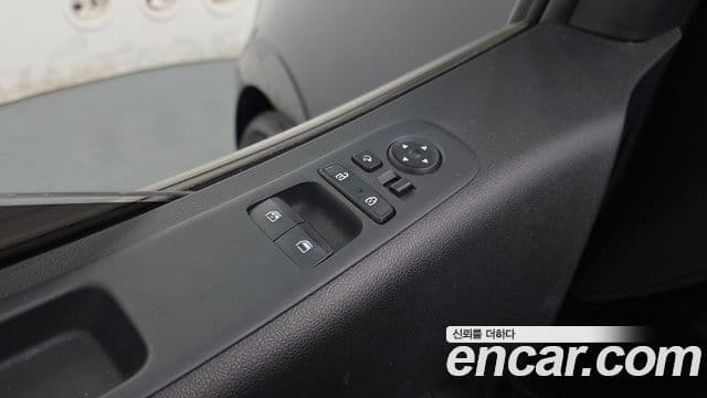 Hyundai Staria 2023 — Şəkil 18/20