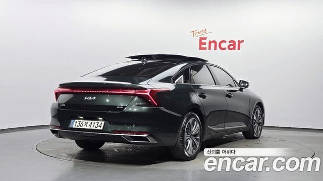 Kia K8 2021 — ფოტო 2/20