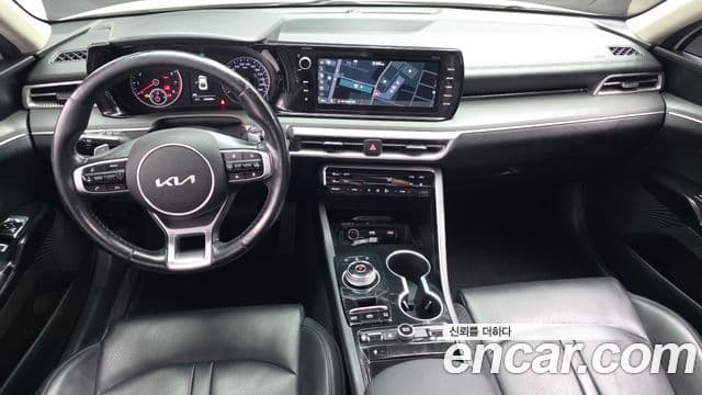 Kia K5 2022 — ფოტო 7/20