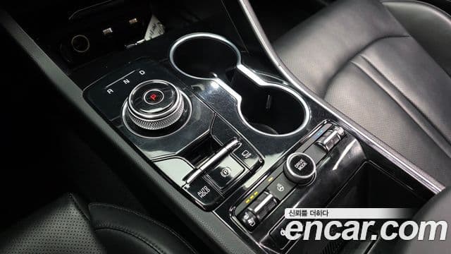 Kia K5 2022 — ფოტო 9/20