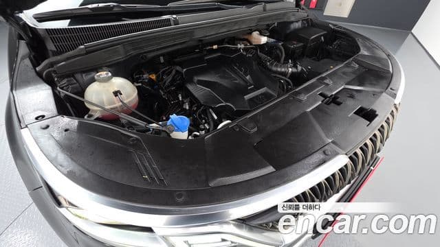 Kia Carnival 2021 — фото 6 из 20