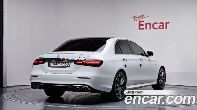 Mercedes-Benz E-Class 2021 — Şəkil 2/20