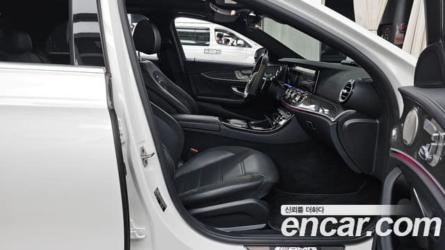 Mercedes-Benz E-Class 2021 — Şəkil 11/20