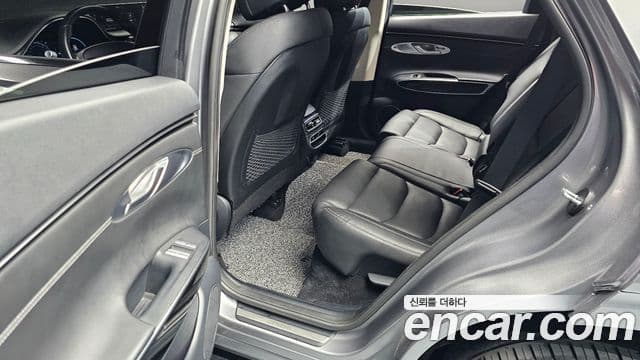 Genesis GV70 2021 — Şəkil 12/20