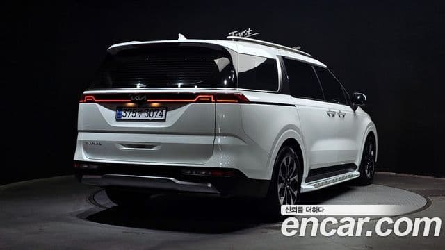 Kia Carnival 2022 — Şəkil 1/20
