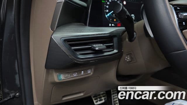Kia K8 2023 — ფოტო 13/20