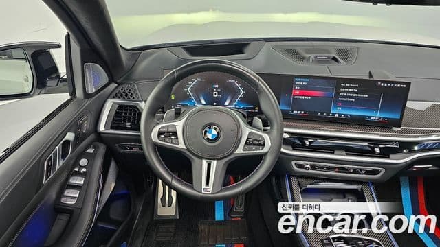 BMW X7 2024 — ფოტო 14/20