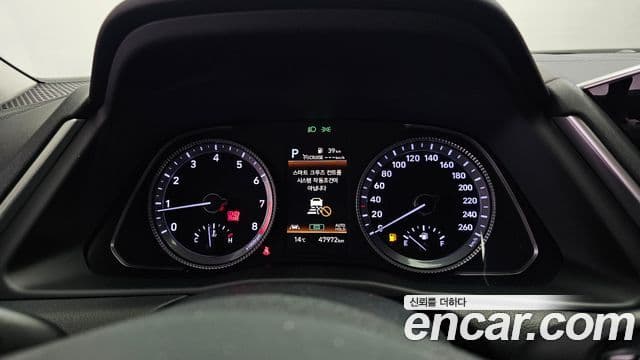 Hyundai Sonata 2022 — ფოტო 8/20