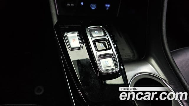 Hyundai Sonata 2022 — ფოტო 9/20