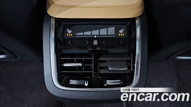 Volvo XC90 2024 — Photo 24/36