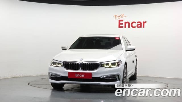 BMW 5 Series 2018 — Фото 2/20