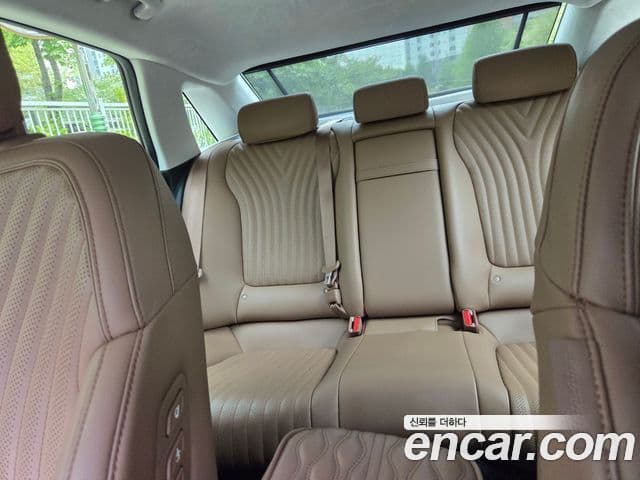 Hyundai Grandeur Hybrid 2024 — ფოტო 7/20