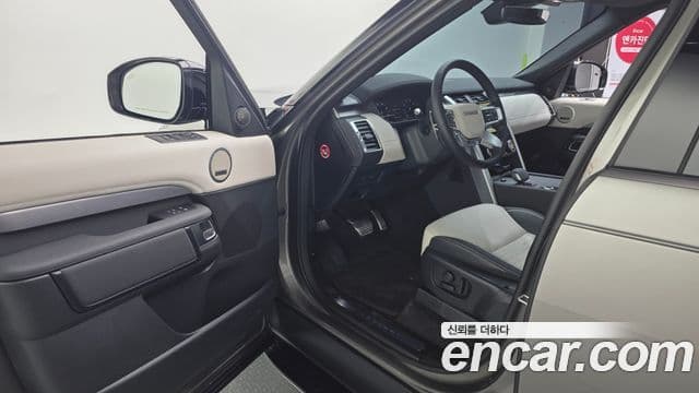 Land Rover Discovery 5 2024 — ფოტო 10/20