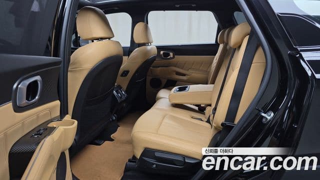Kia Sorento 2022 — Photo 14/35