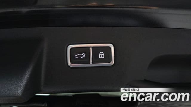 Kia Sorento 2022 — Photo 1/35