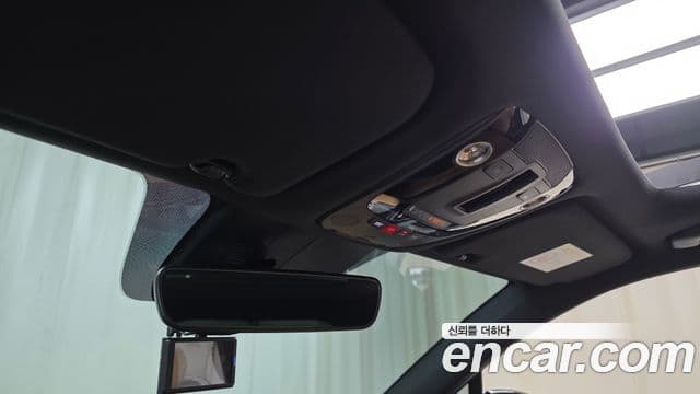 Kia Sorento 2022 — Photo 31/35