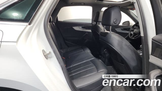 Audi A4 2019 — Şəkil 11/20