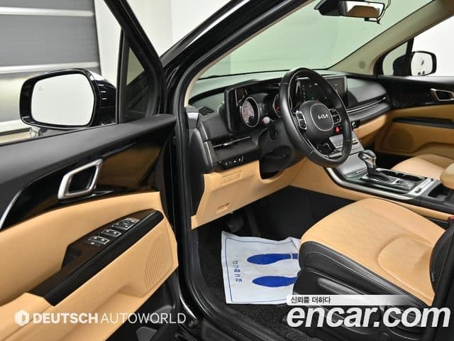 Kia Carnival 2022 — Şəkil 8/20