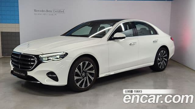 Mercedes-Benz E-Class 2025 — ფოტო 1/20