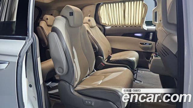 Kia Carnival 2022 — Şəkil 12/20
