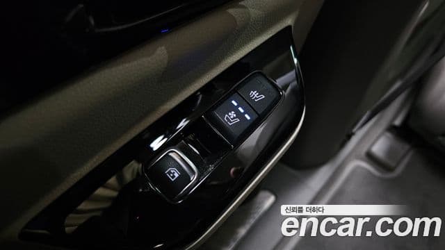 Kia Carnival 2022 — Şəkil 18/20